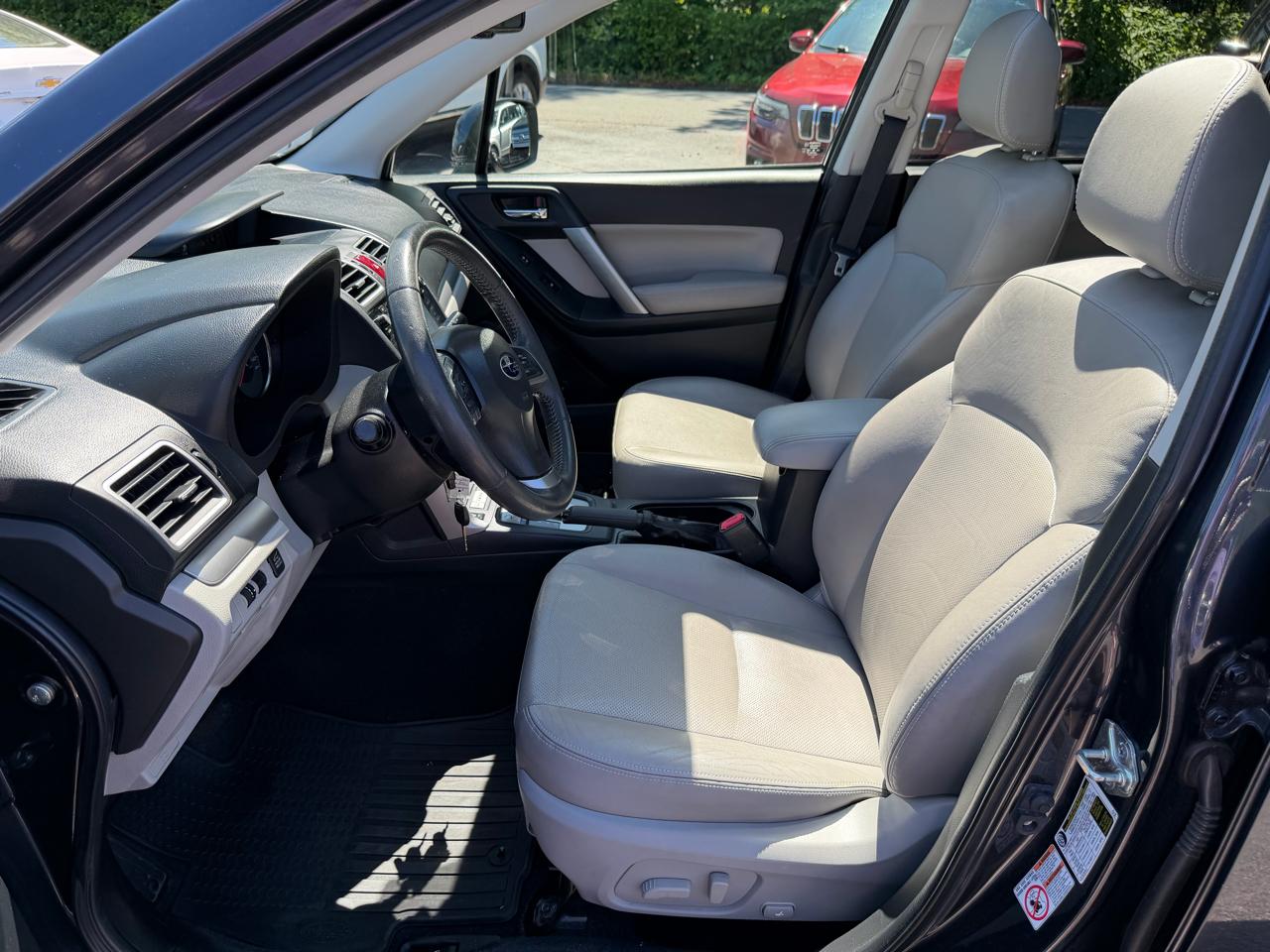 Subaru Forester 4dr CVT 2.5i Limited PZEV 2016