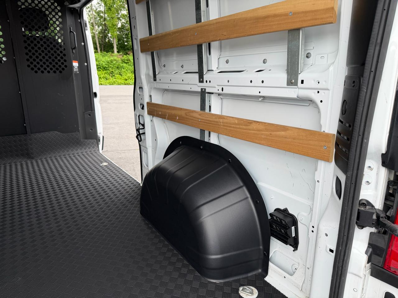 RAM ProMaster Cargo Van Tradesman 2500 Low Roof 136" WB w/Pass Seat 2025