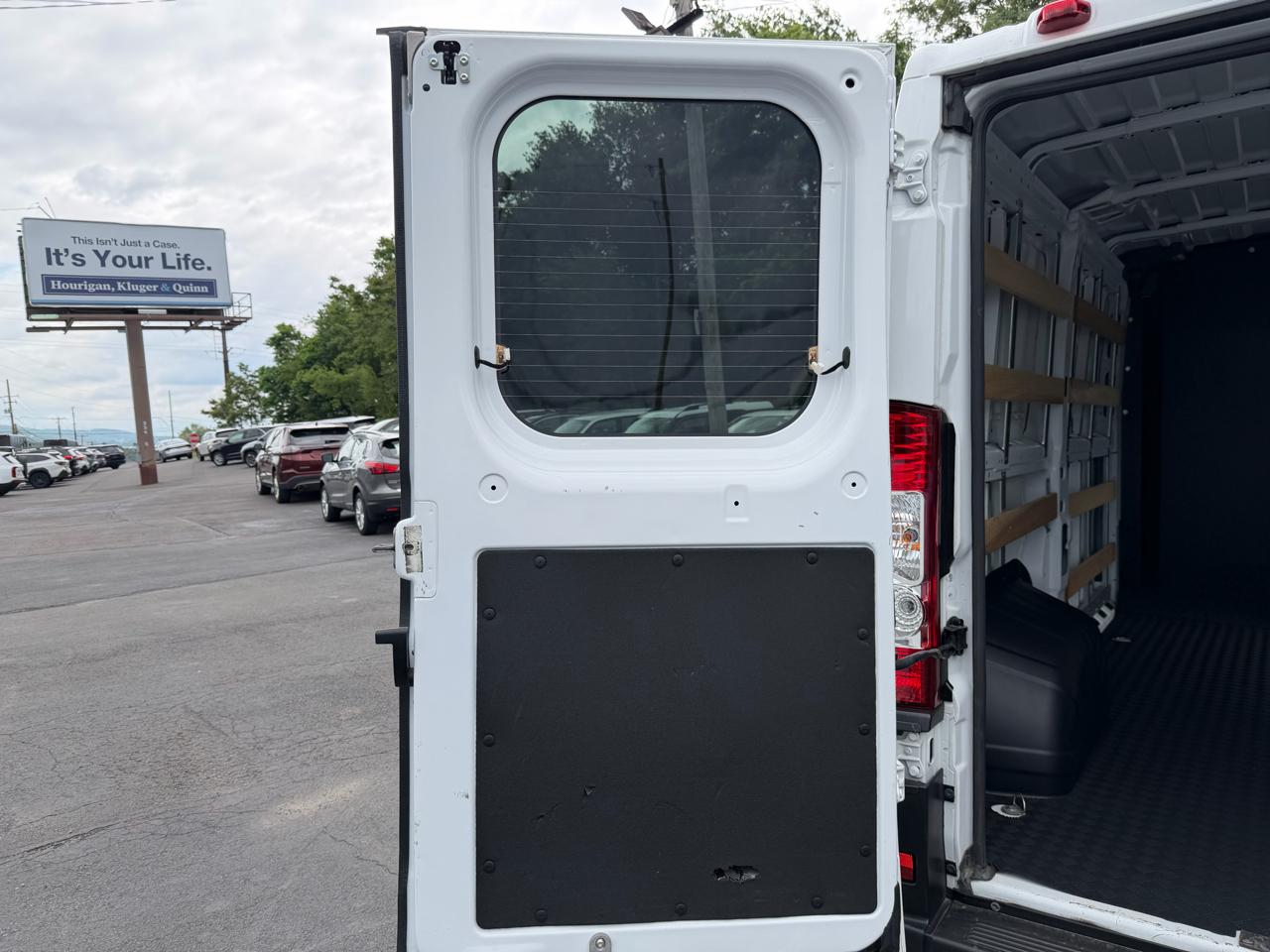 RAM ProMaster Cargo Van Tradesman 2500 Low Roof 136" WB w/Pass Seat 2025