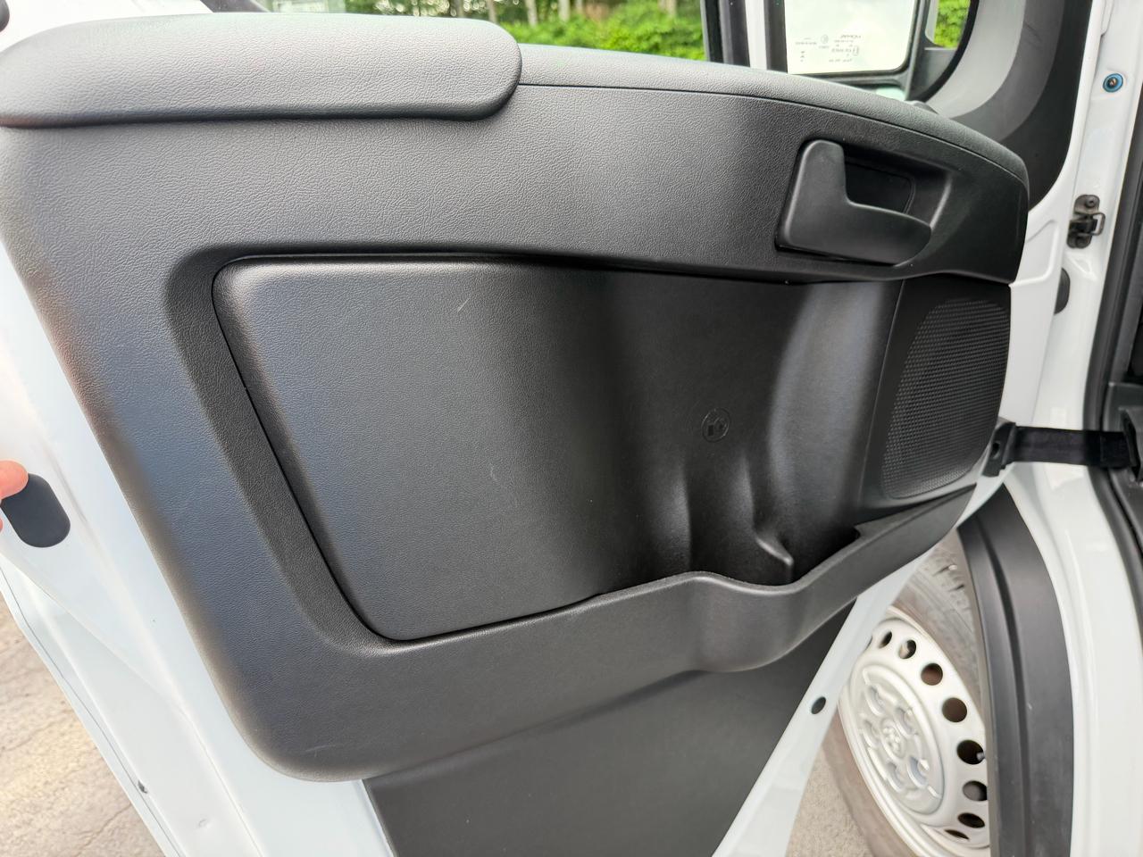 RAM ProMaster Cargo Van Tradesman 2500 Low Roof 136" WB w/Pass Seat 2025