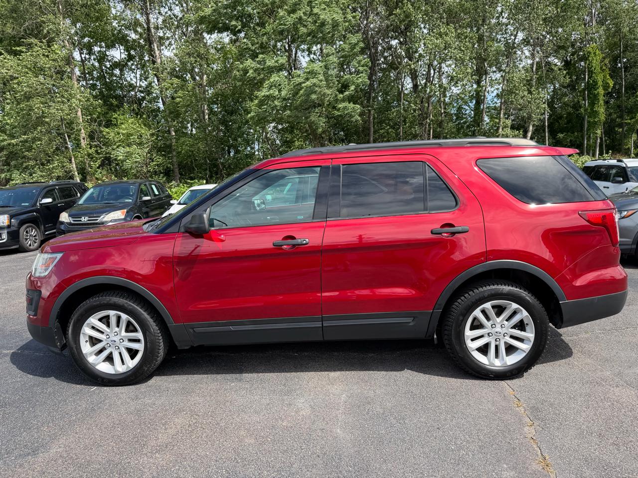 Ford Explorer Base 4WD 2017