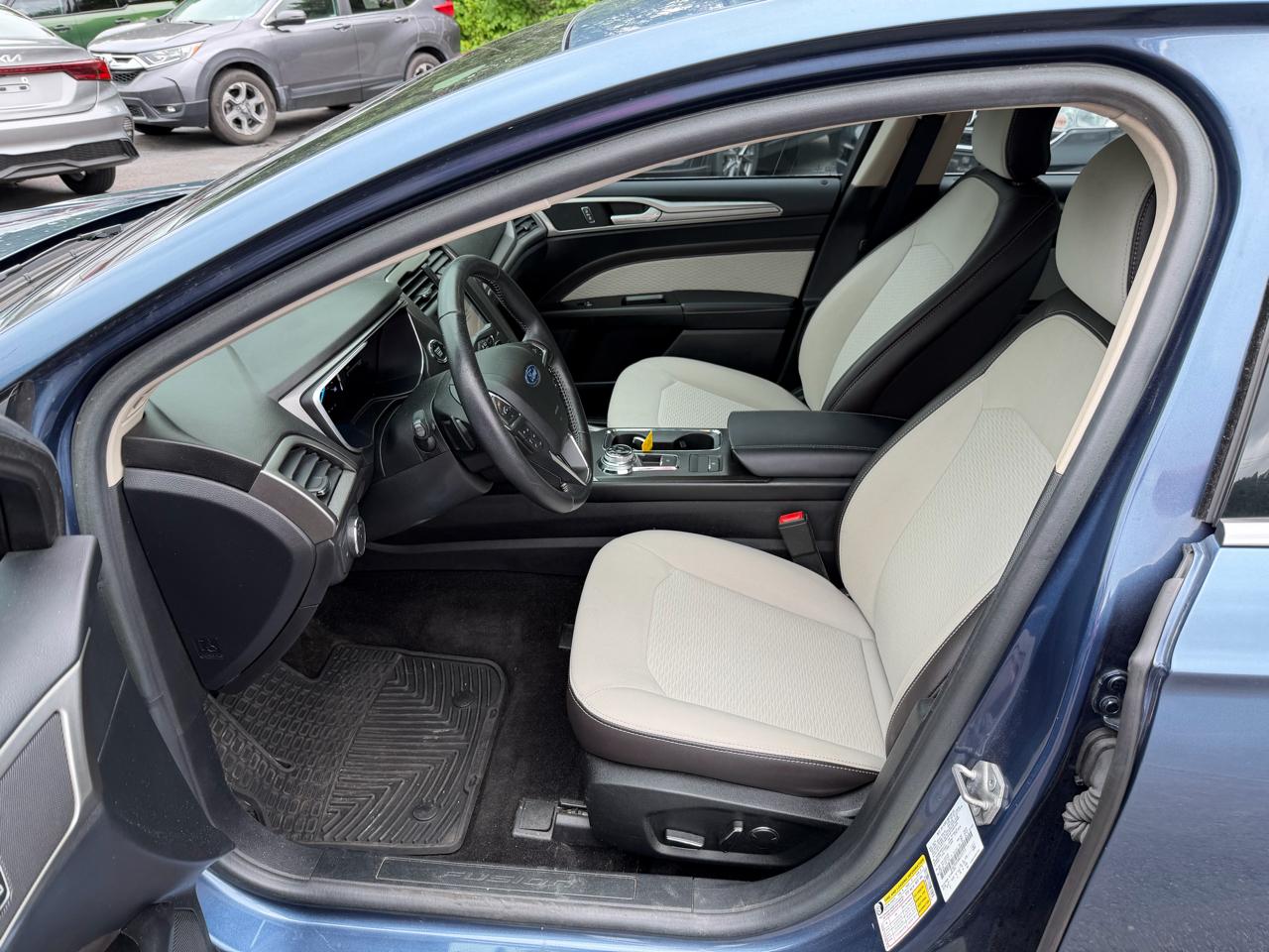 Ford Fusion SE FWD 2019