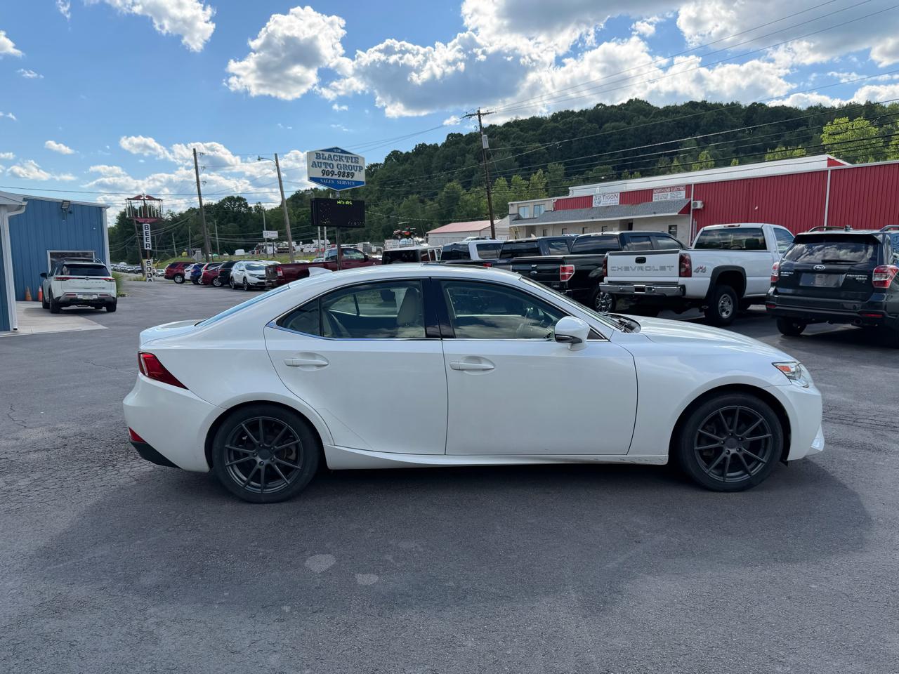 Lexus IS 250 4dr Sport Sdn Auto AWD 2014