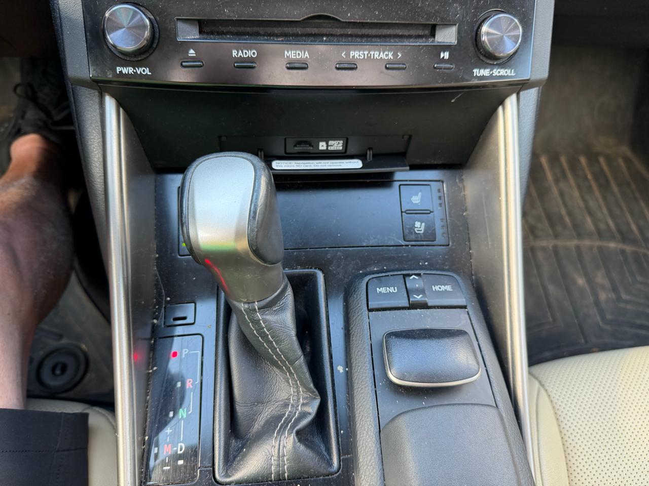 Lexus IS 250 4dr Sport Sdn Auto AWD 2014