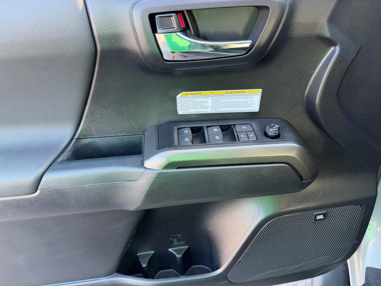 Toyota Tacoma 4WD TRD Off Road Double Cab 6' Bed V6 AT (Natl) 2020