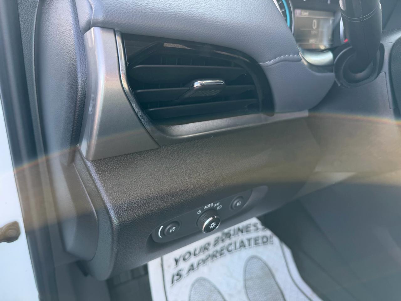 Chevrolet Traverse AWD 4dr LT Cloth w/1LT 2019