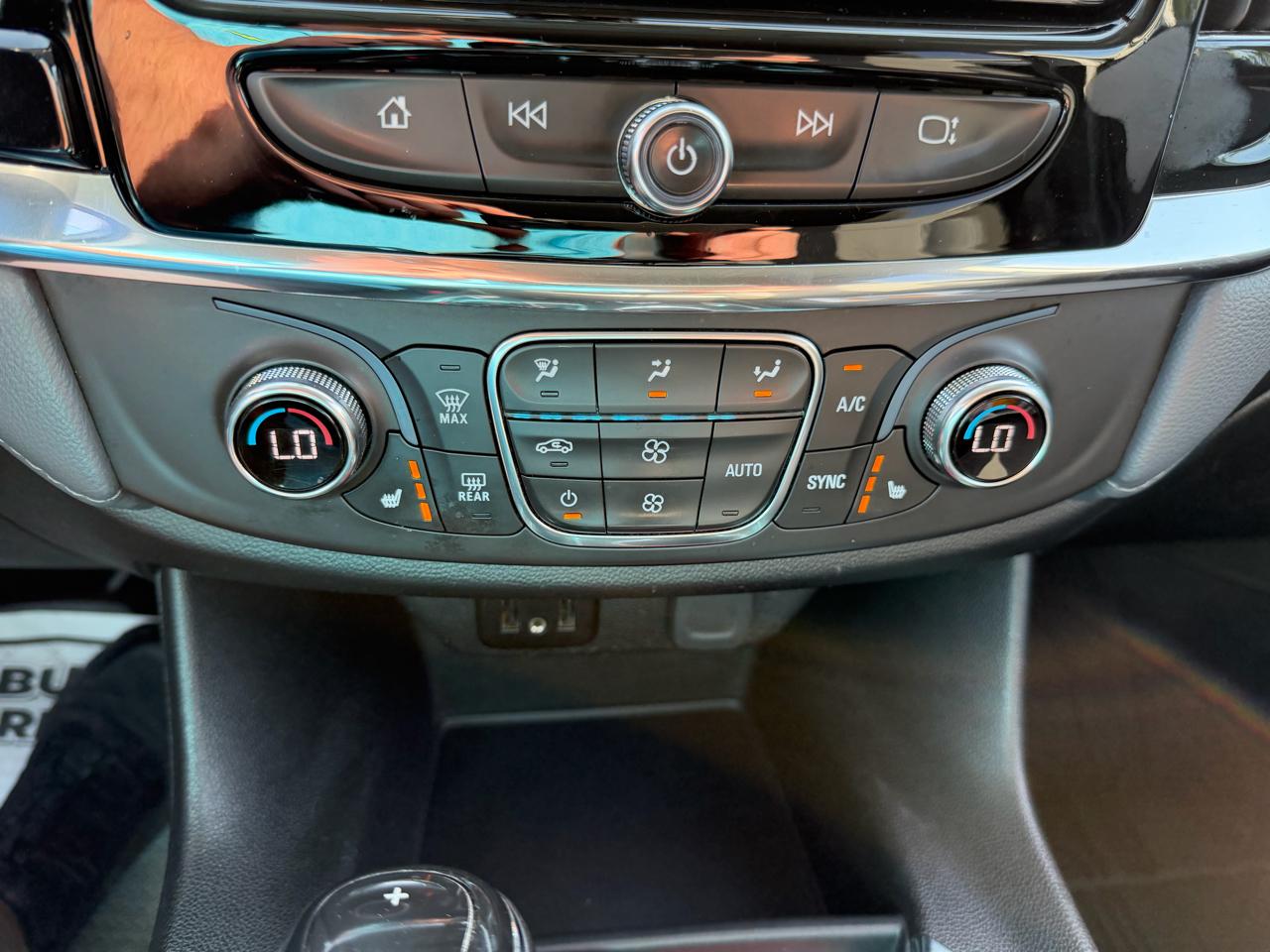 Chevrolet Traverse AWD 4dr LT Cloth w/1LT 2019