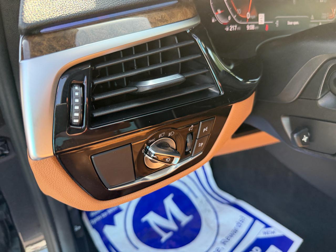 BMW 5 Series 530i xDrive Sedan 2020