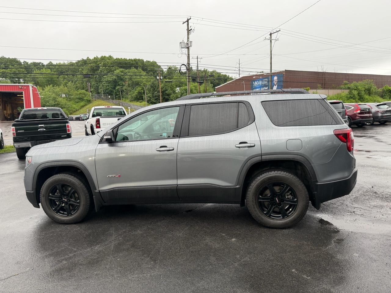 GMC Acadia AWD 4dr AT4 2021