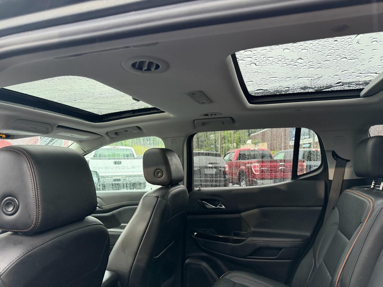 GMC Acadia AWD 4dr AT4 2021
