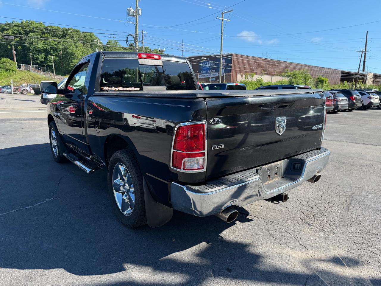 Dodge Ram 1500 4WD Reg Cab 120.5" SLT 2009