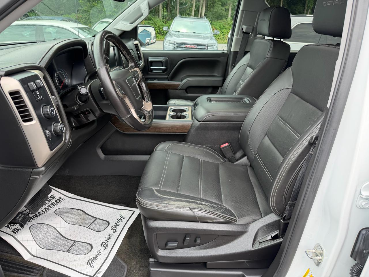 GMC Sierra 1500 4WD Crew Cab 143.5" Denali 2018