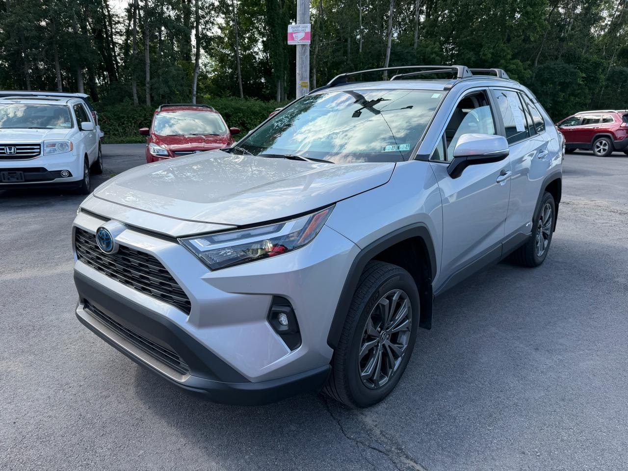 2024 Toyota RAV4 Hybrid XLE Premium AWD (Natl)