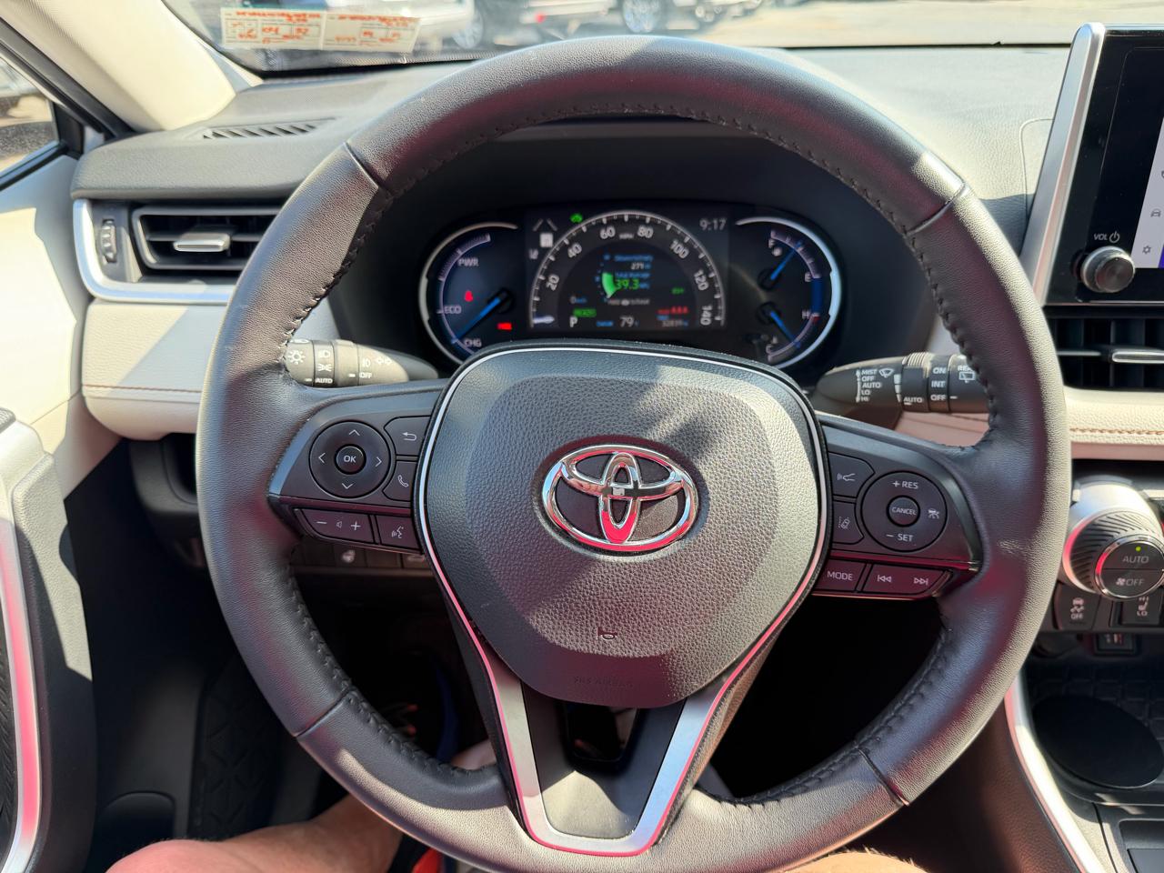 Toyota RAV4 Hybrid XLE Premium AWD (Natl) 2024