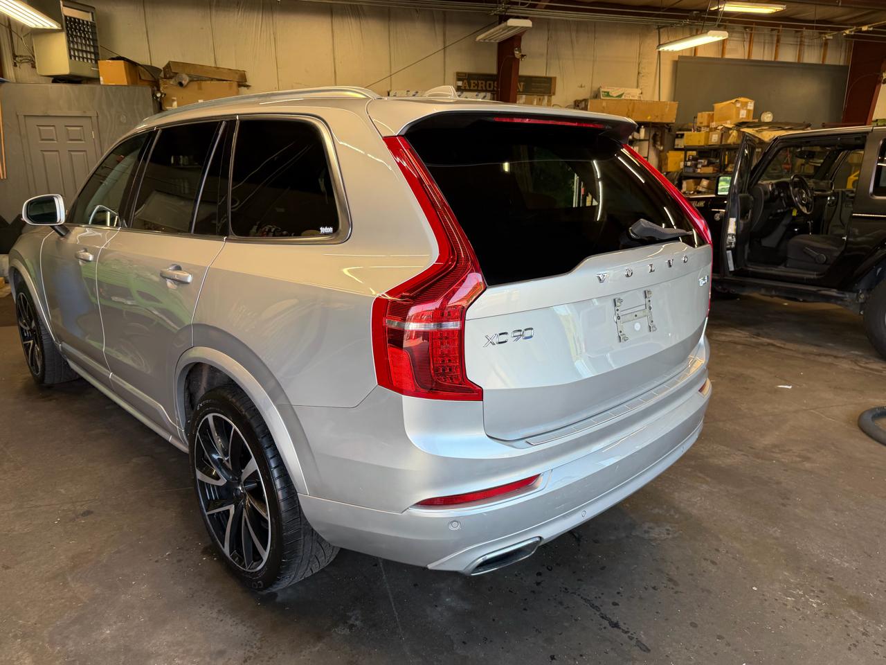 Volvo XC90 T6 AWD Momentum 7P 2021