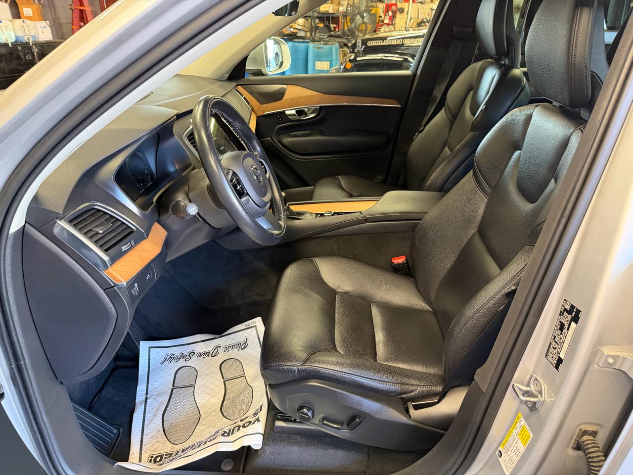 Volvo XC90 T6 AWD Momentum 7P 2021