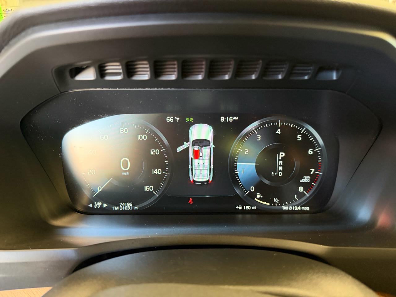 Volvo XC90 T6 AWD Momentum 7P 2021