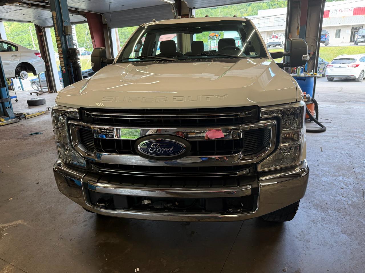 Ford Super Duty F-250 SRW XLT 4WD Reg Cab 8' Box 2020
