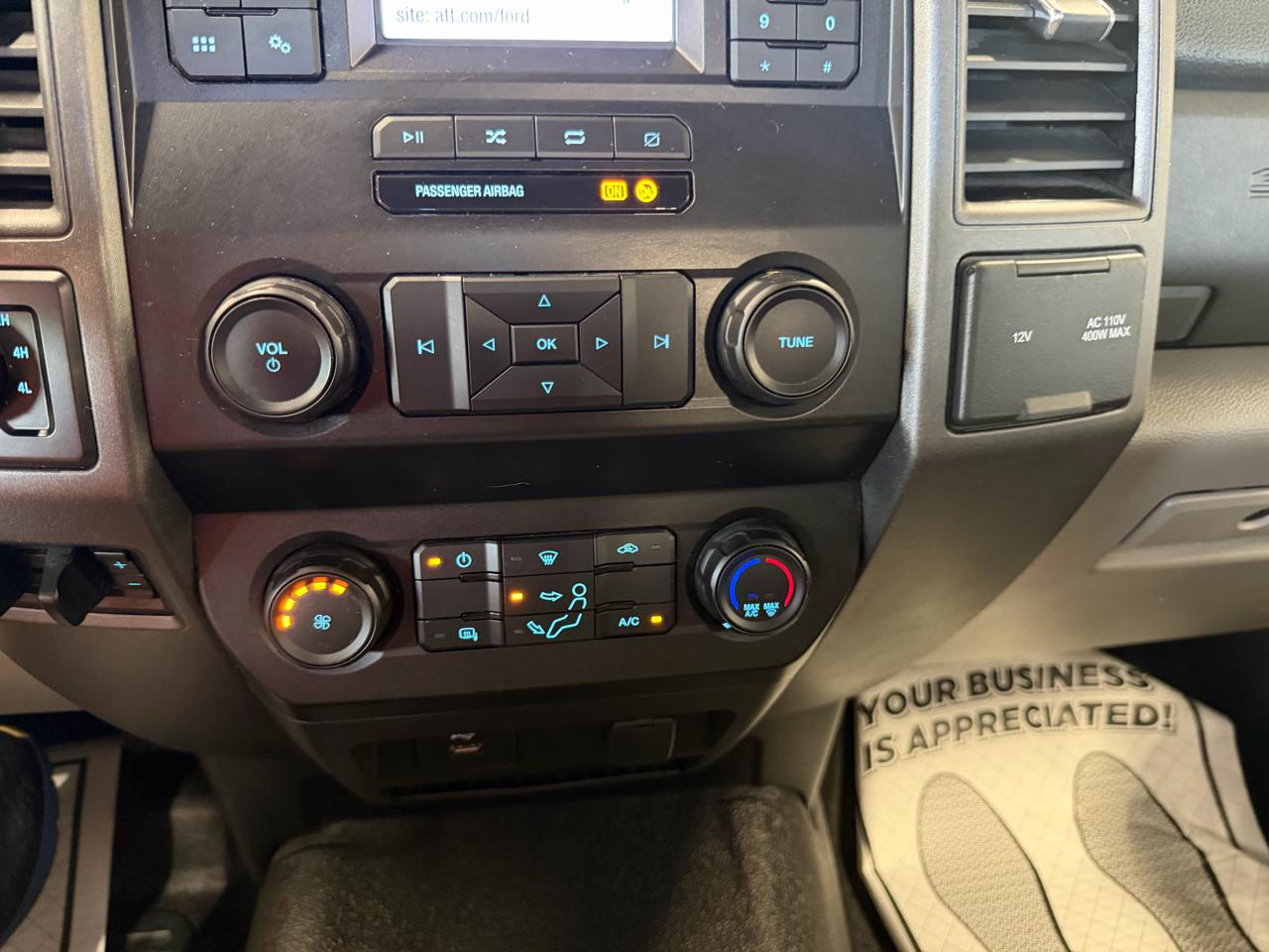 Ford Super Duty F-250 SRW XLT 4WD Reg Cab 8' Box 2020