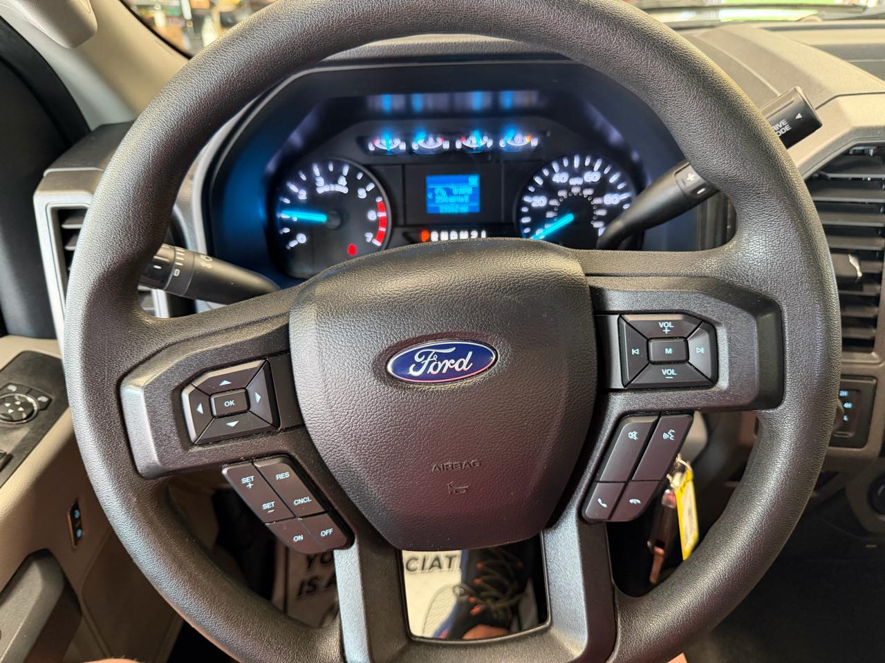 Ford Super Duty F-250 SRW XLT 4WD Reg Cab 8' Box 2020