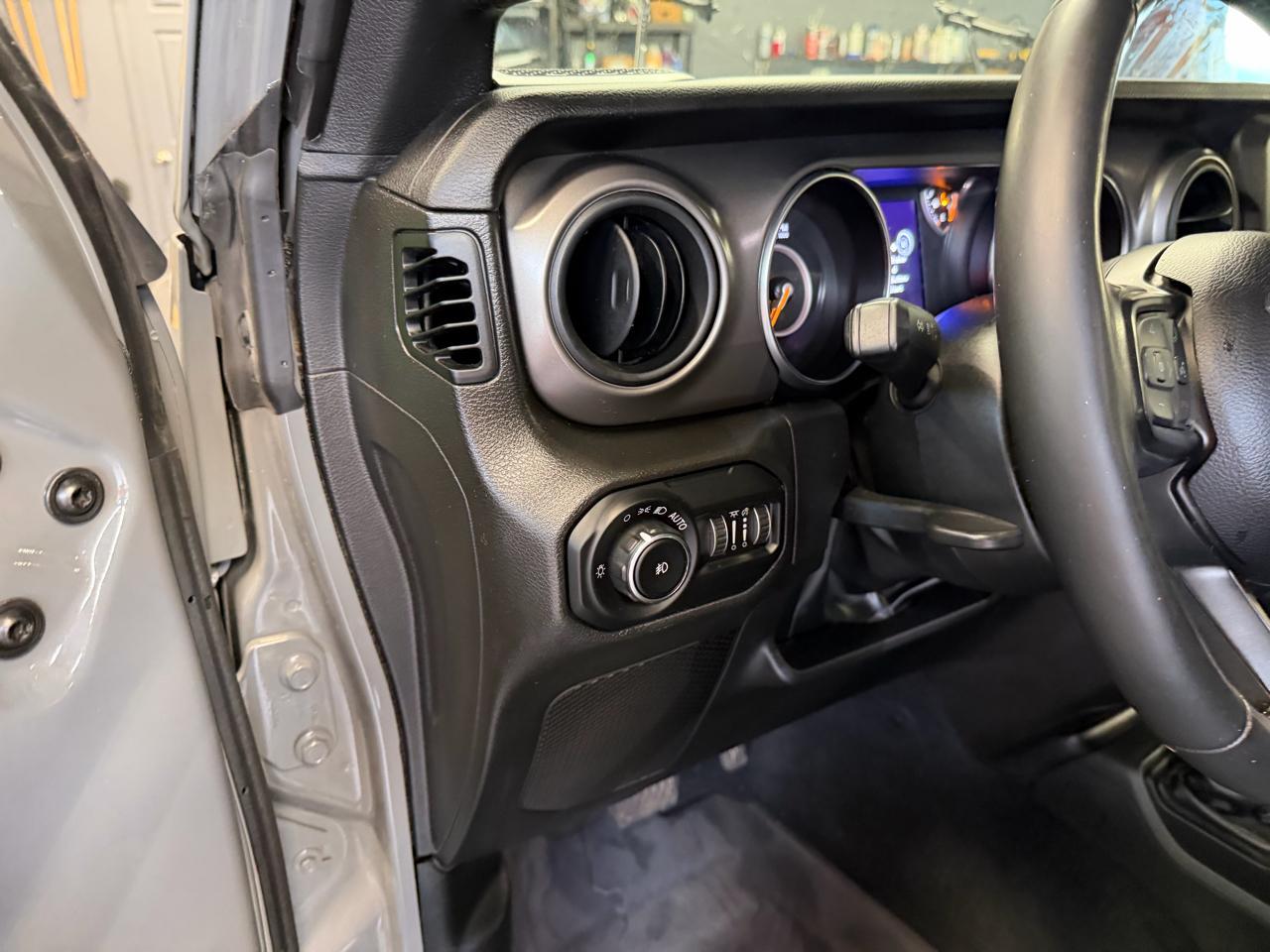 Jeep Wrangler Unlimited Willys 4x4 2022