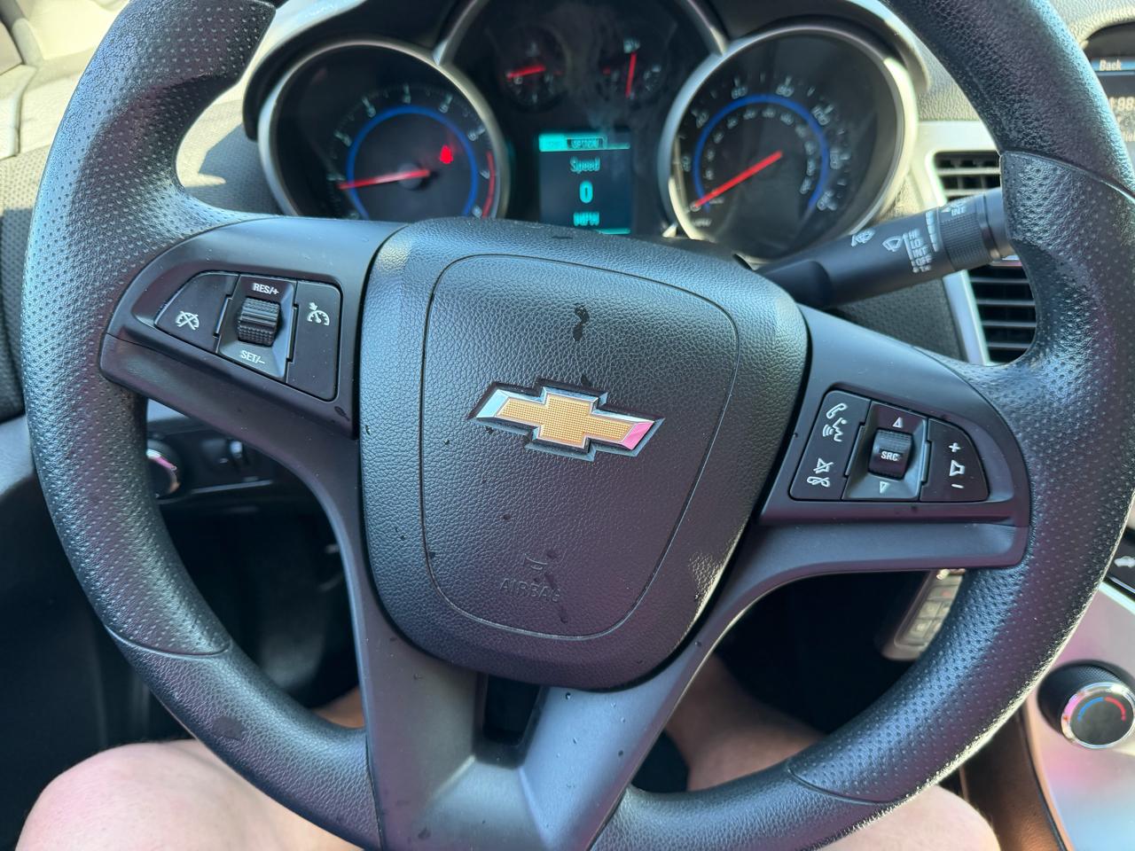 Chevrolet Cruze Limited 4dr Sdn Auto LT w/1LT 2016