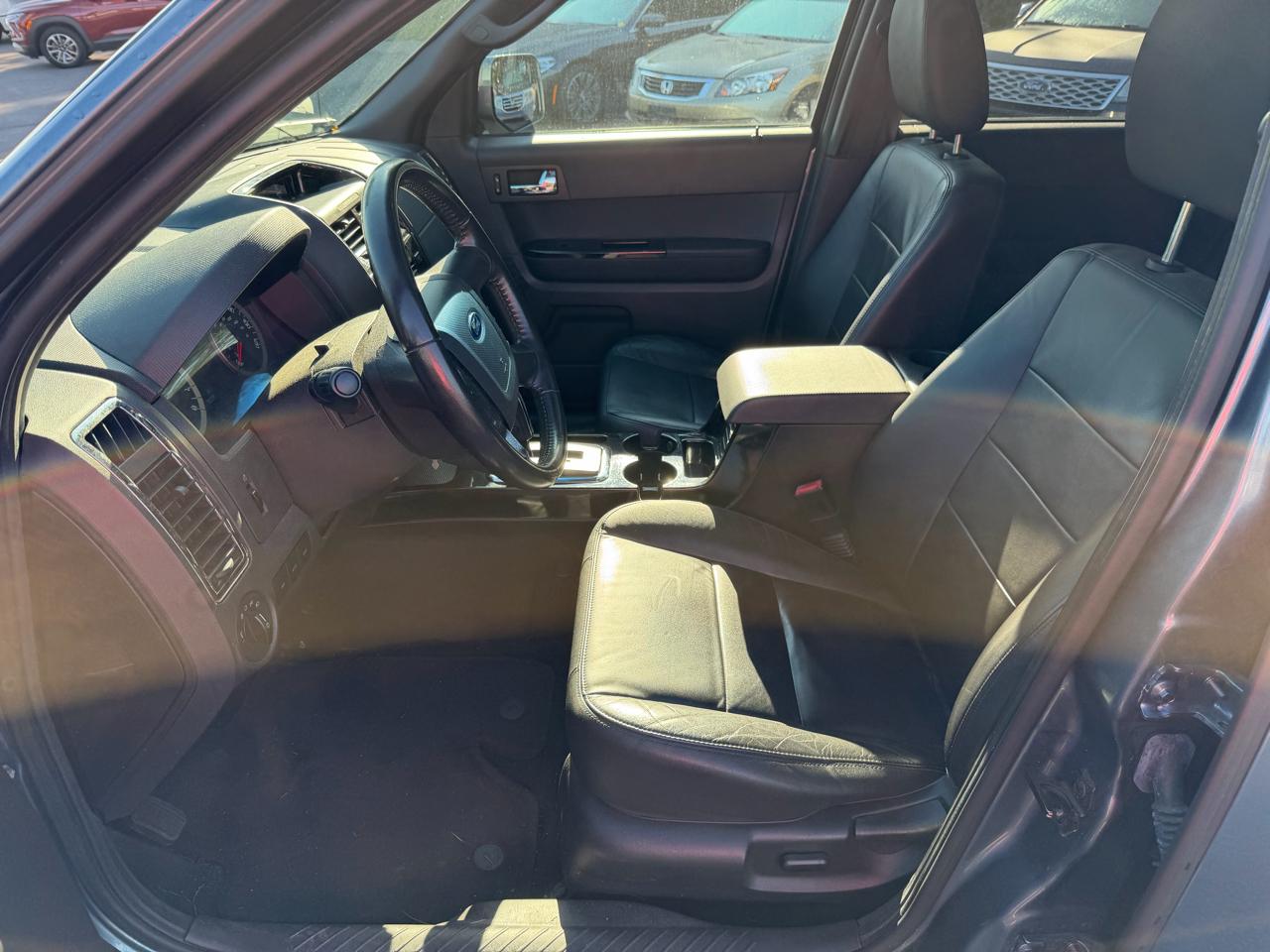 Ford Escape 4WD 4dr Limited 2011