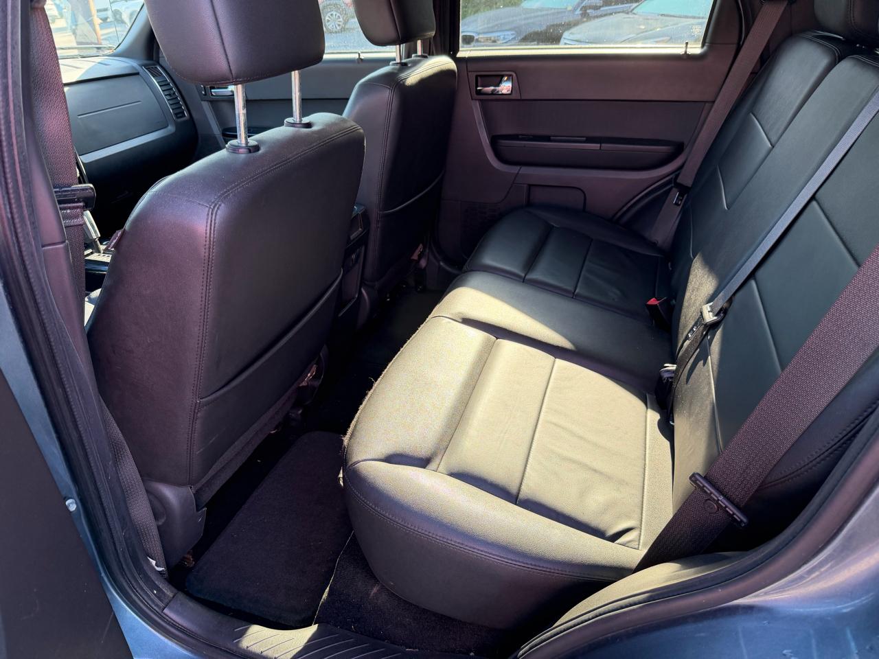 Ford Escape 4WD 4dr Limited 2011