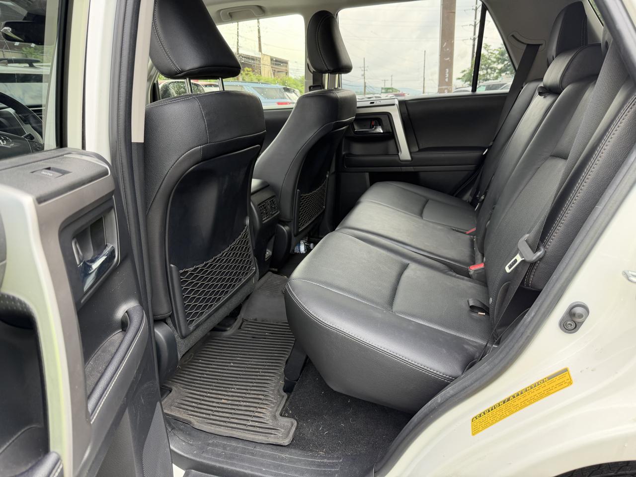 Toyota 4Runner Limited 4WD (Natl) 2023