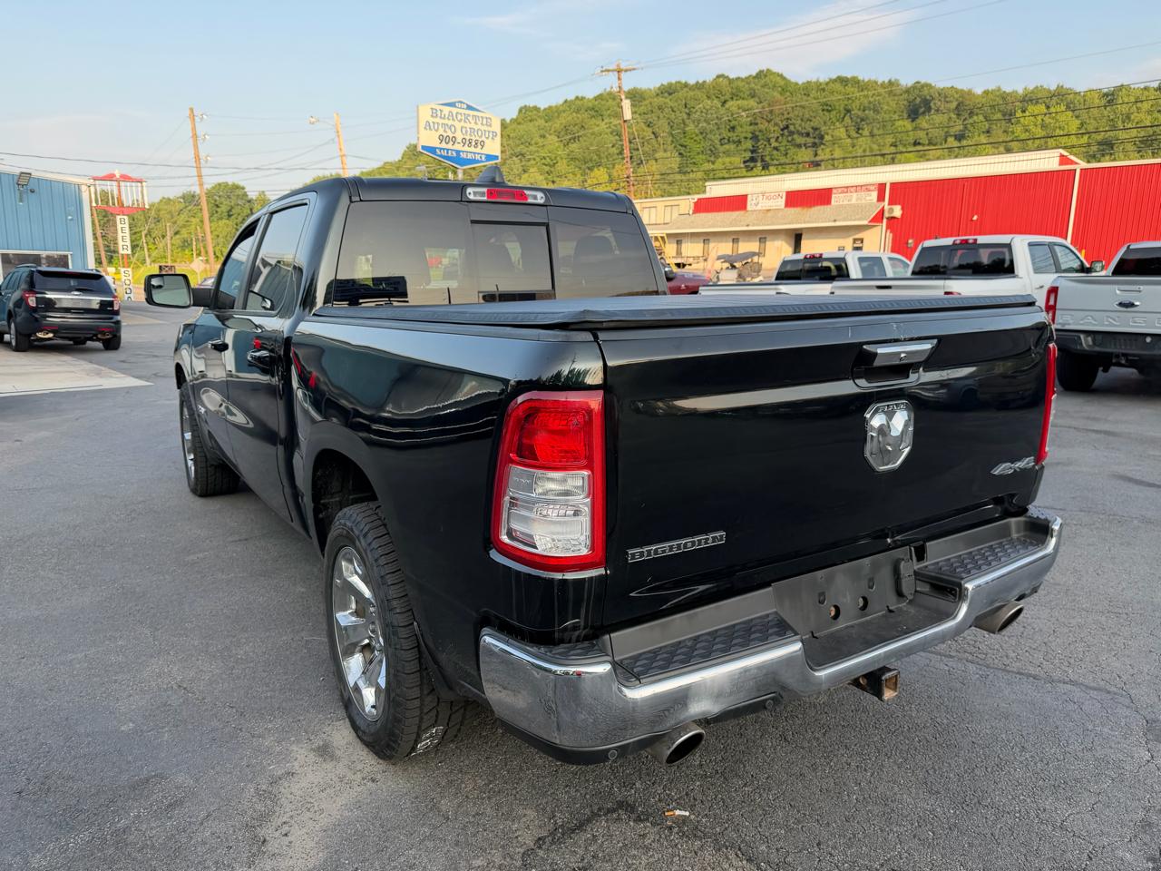 RAM 1500 Big Horn/Lone Star 4x4 Crew Cab 5'7" Box 2019