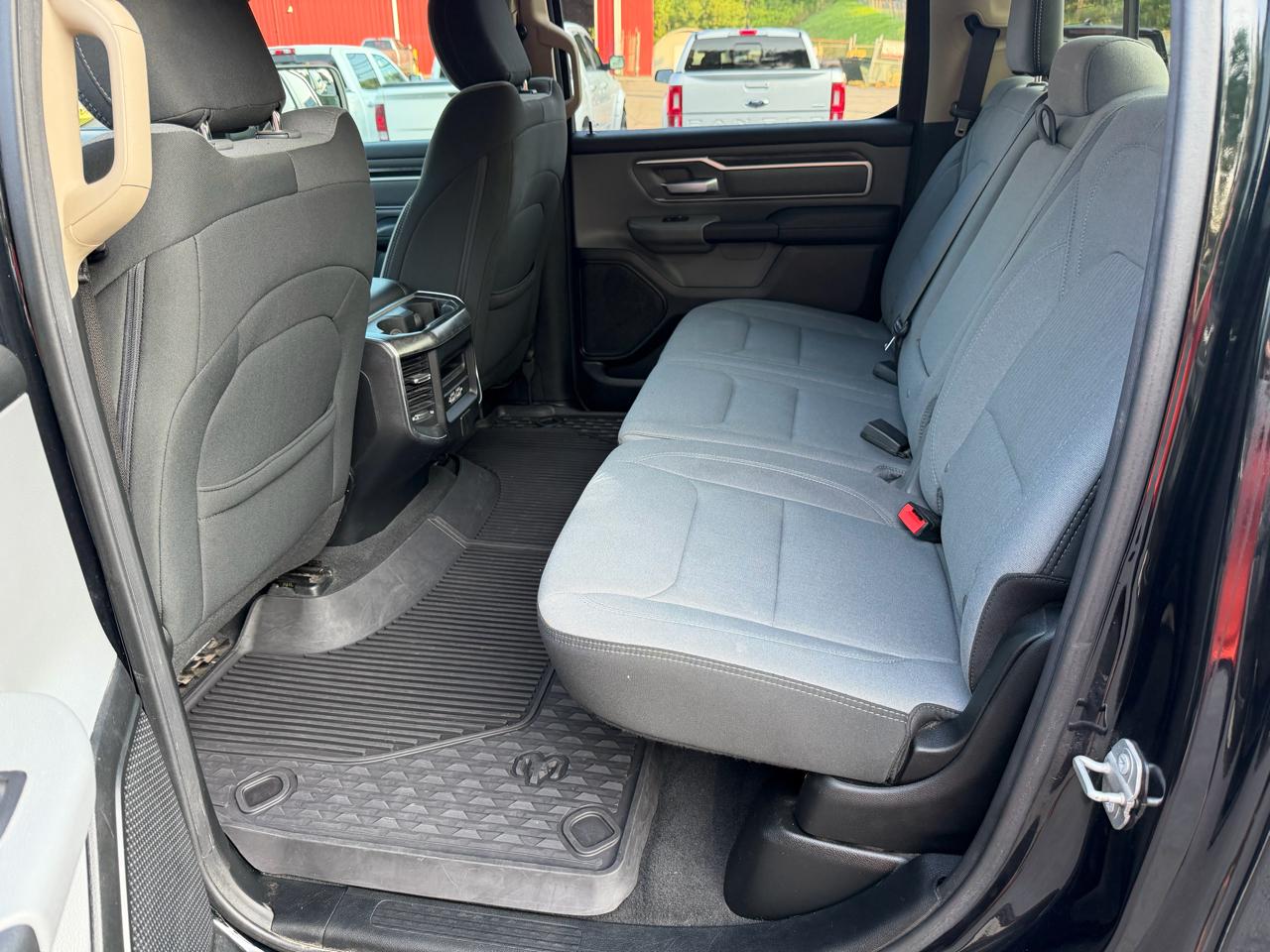 RAM 1500 Big Horn/Lone Star 4x4 Crew Cab 5'7" Box 2019
