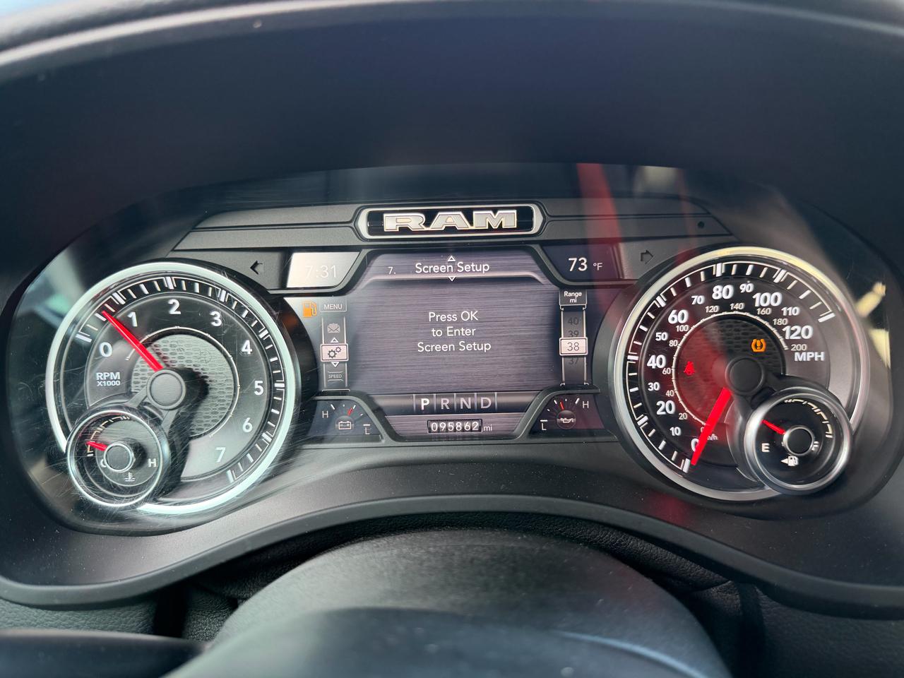 RAM 1500 Big Horn/Lone Star 4x4 Crew Cab 5'7" Box 2019