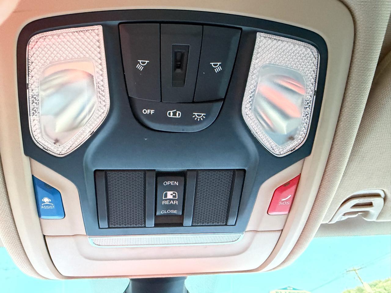RAM 1500 Big Horn/Lone Star 4x4 Crew Cab 5'7" Box 2019