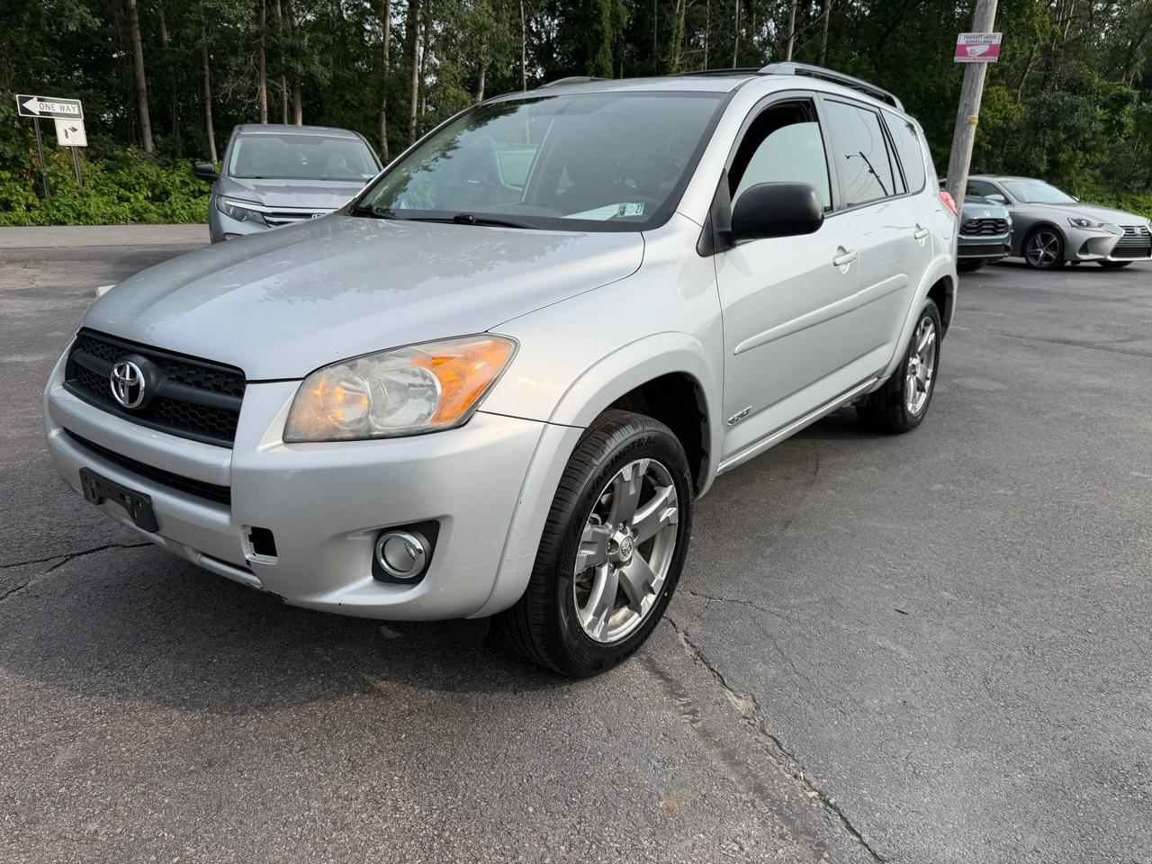 Toyota RAV4 4WD 4dr I4 Sport (Natl) 2012