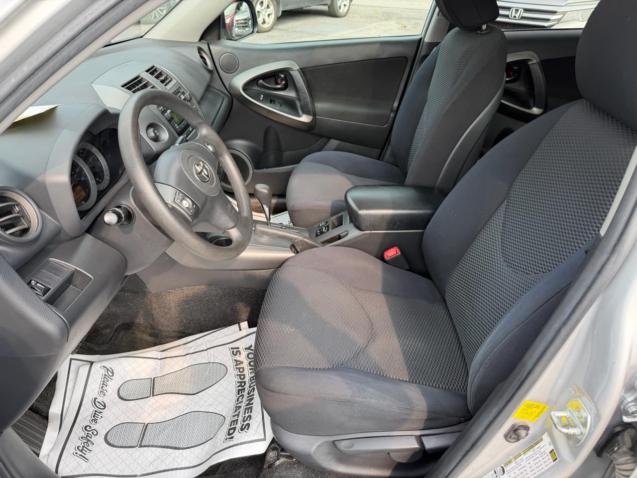 Toyota RAV4 4WD 4dr I4 Sport (Natl) 2012