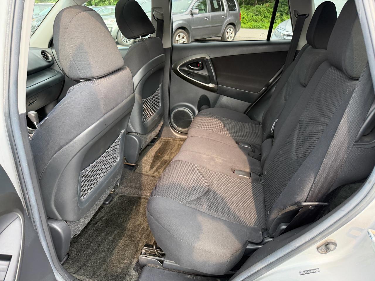 Toyota RAV4 4WD 4dr I4 Sport (Natl) 2012