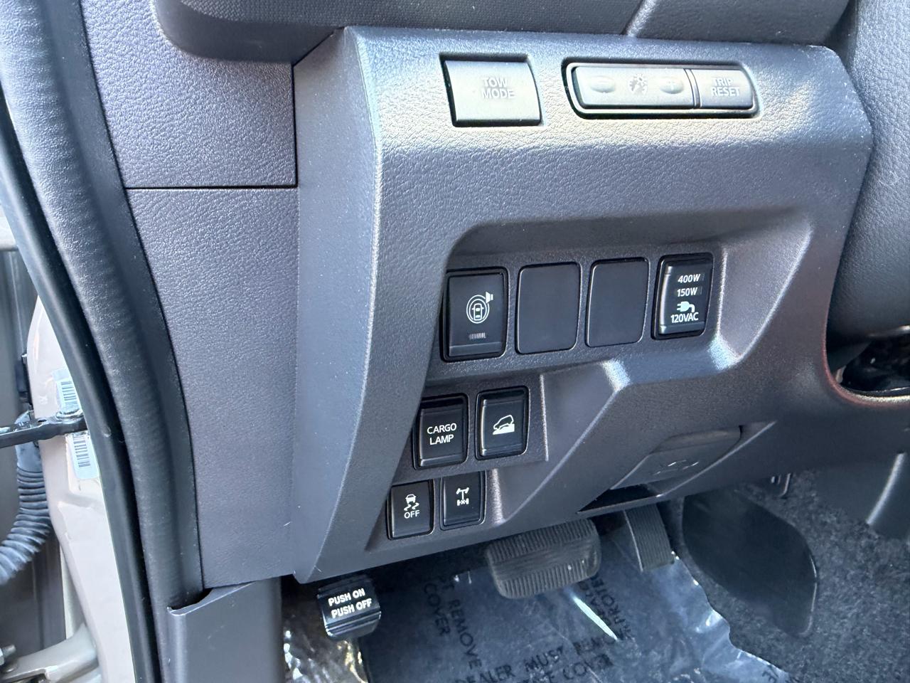 Nissan Frontier Crew Cab 4x4 PRO-4X Auto 2023