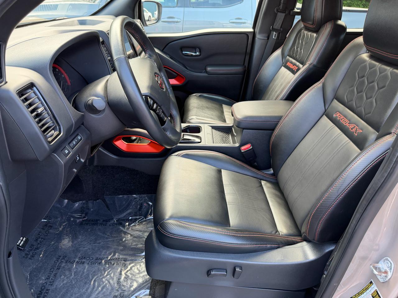 Nissan Frontier Crew Cab 4x4 PRO-4X Auto 2023