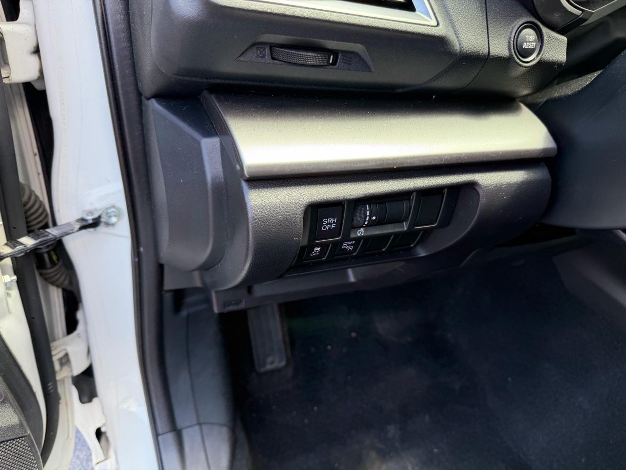 Subaru Impreza 2.0i Limited 5-door CVT 2017