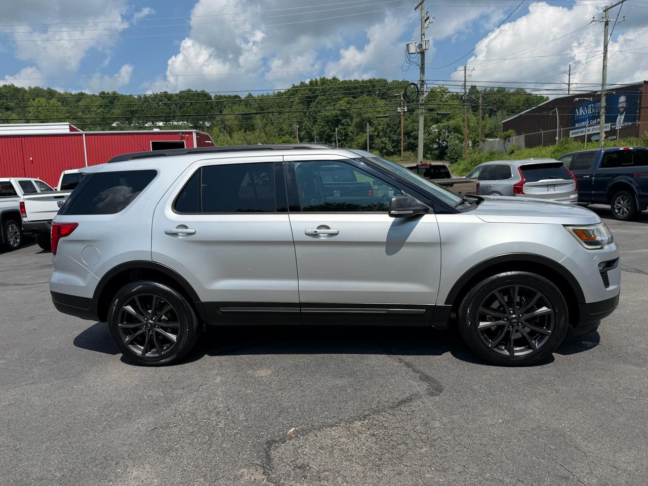 Ford Explorer 4dr Wagon XLT 2019