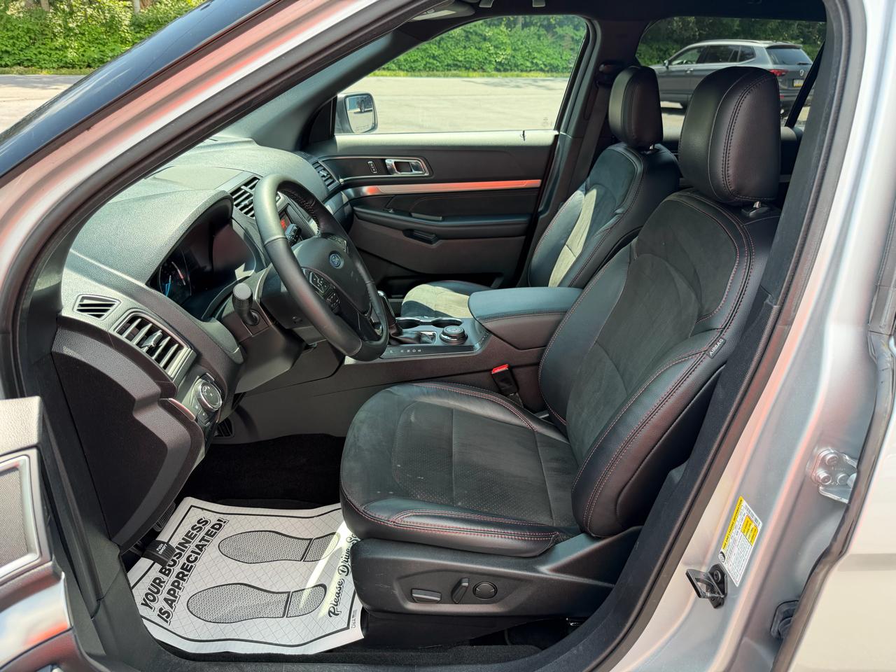 Ford Explorer 4dr Wagon XLT 2019