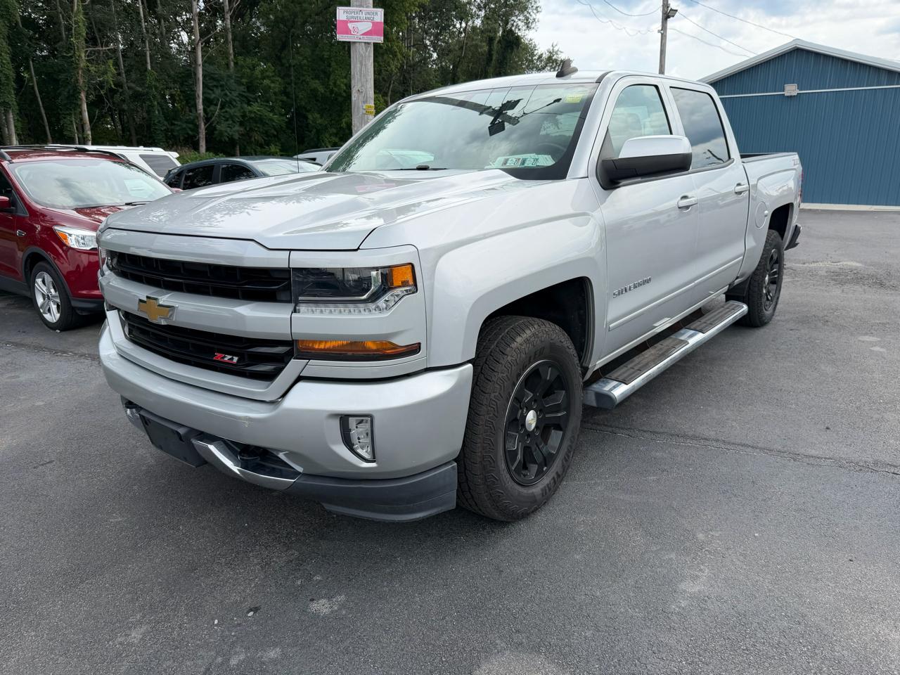Chevrolet Silverado 1500 4WD Crew Cab 143.5" LT w/2LT 2018