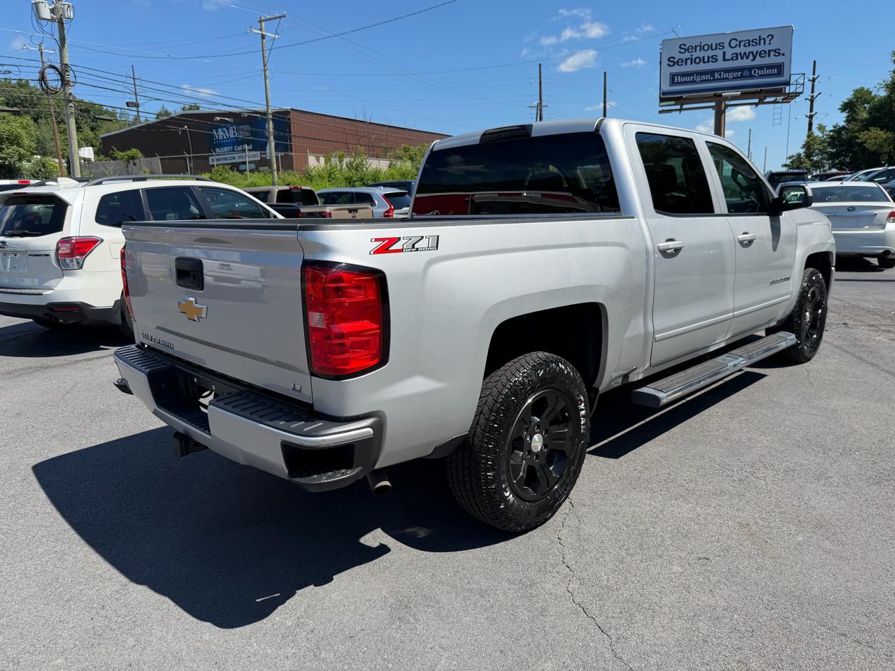 Chevrolet Silverado 1500 4WD Crew Cab 143.5" LT w/2LT 2018