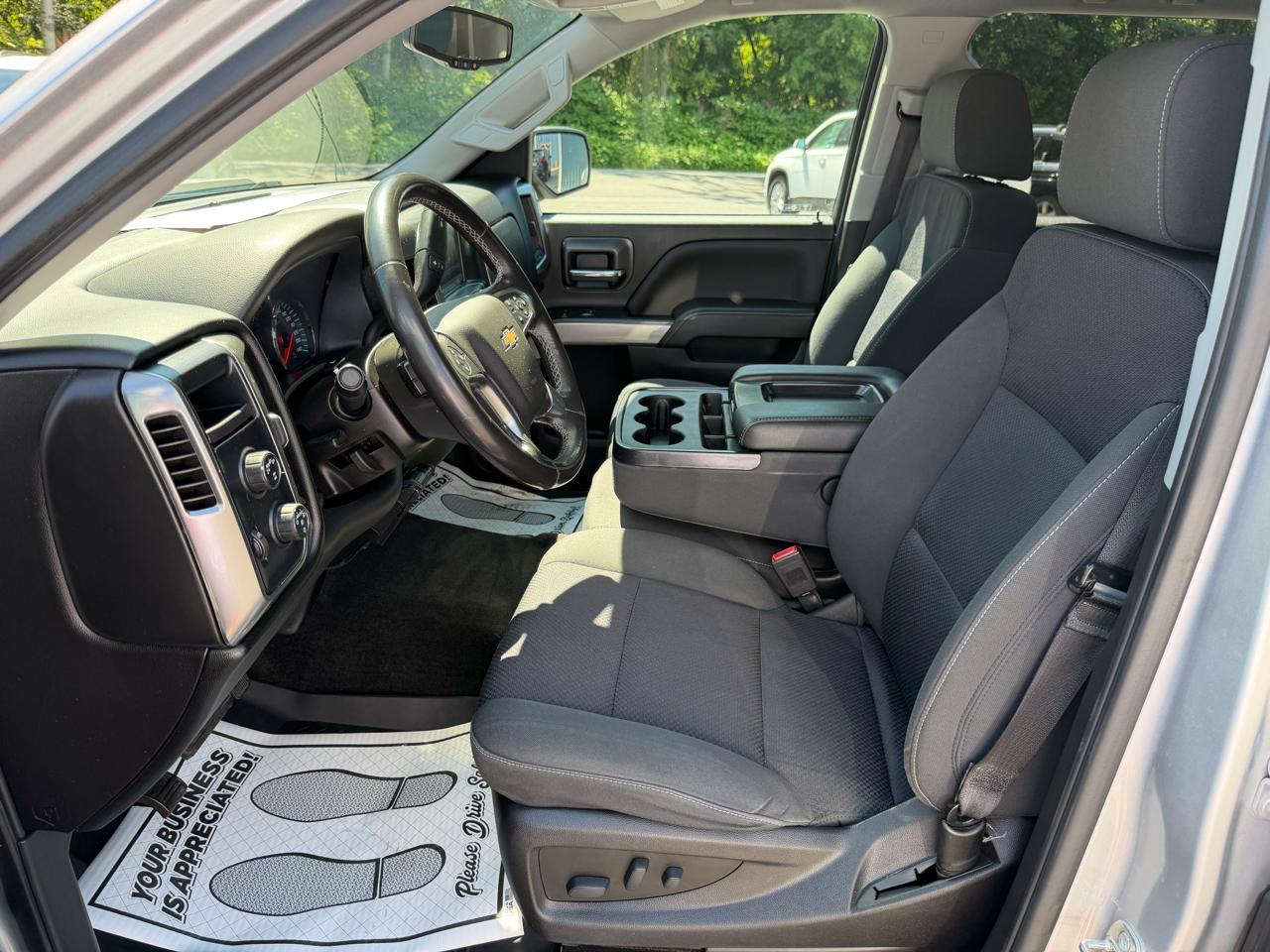 Chevrolet Silverado 1500 4WD Crew Cab 143.5" LT w/2LT 2018