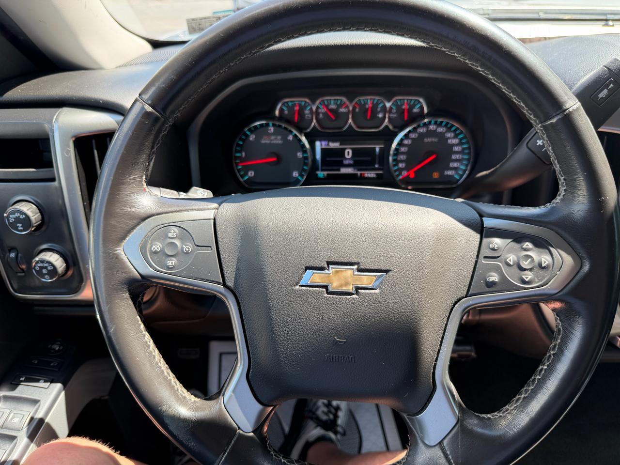Chevrolet Silverado 1500 4WD Crew Cab 143.5" LT w/2LT 2018