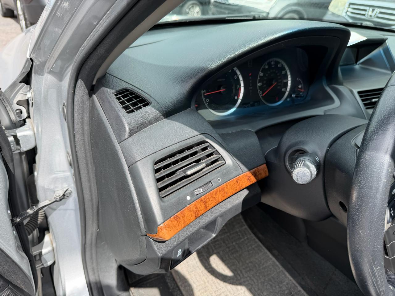 Honda Accord Sdn 4dr I4 Auto EX-L 2011
