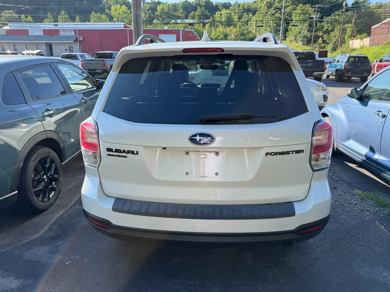 Subaru Forester 2.5i Premium Black Edition w/EyeSight CVT 2018