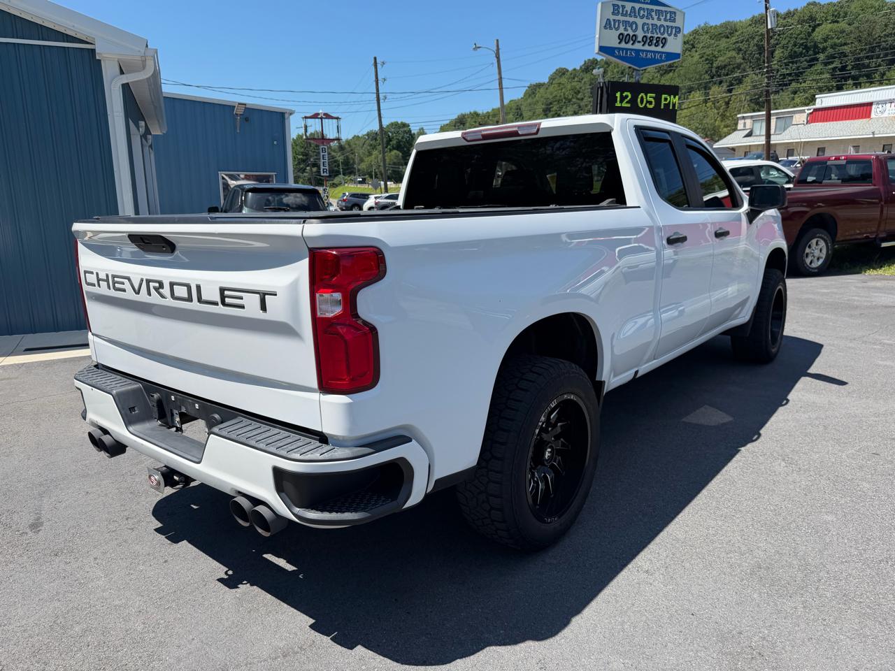 Chevrolet Silverado 1500 4WD Double Cab 147" Custom 2019