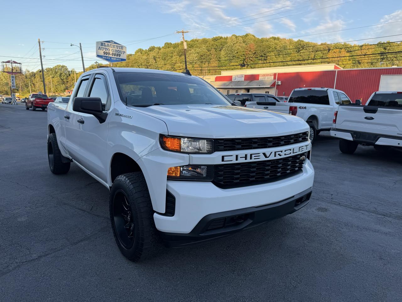 Chevrolet Silverado 1500 4WD Double Cab 147" Custom 2019