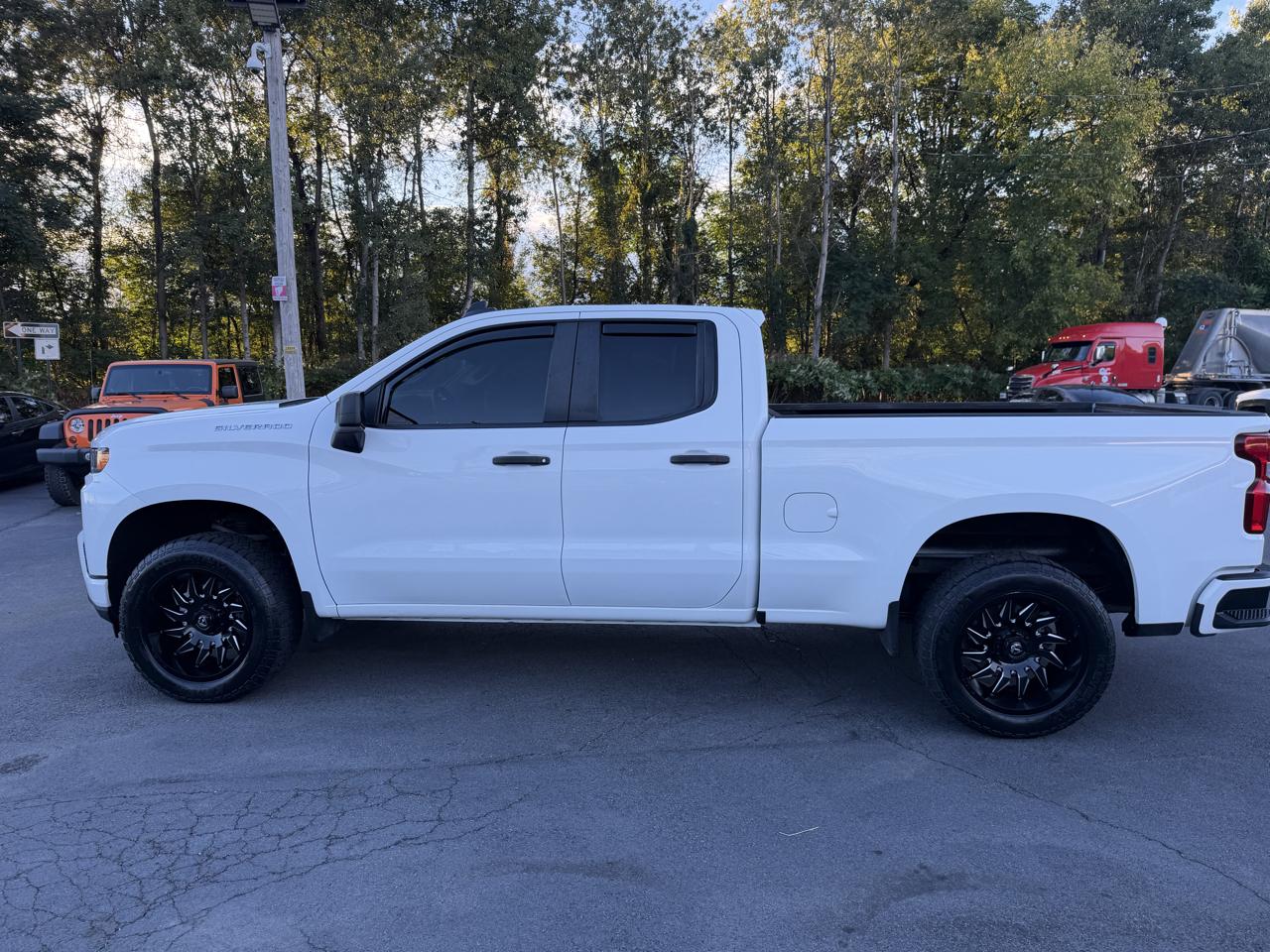 Chevrolet Silverado 1500 4WD Double Cab 147" Custom 2019